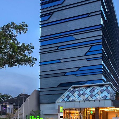 Ibis Styles Medan Pattimura Hotel Exterior photo